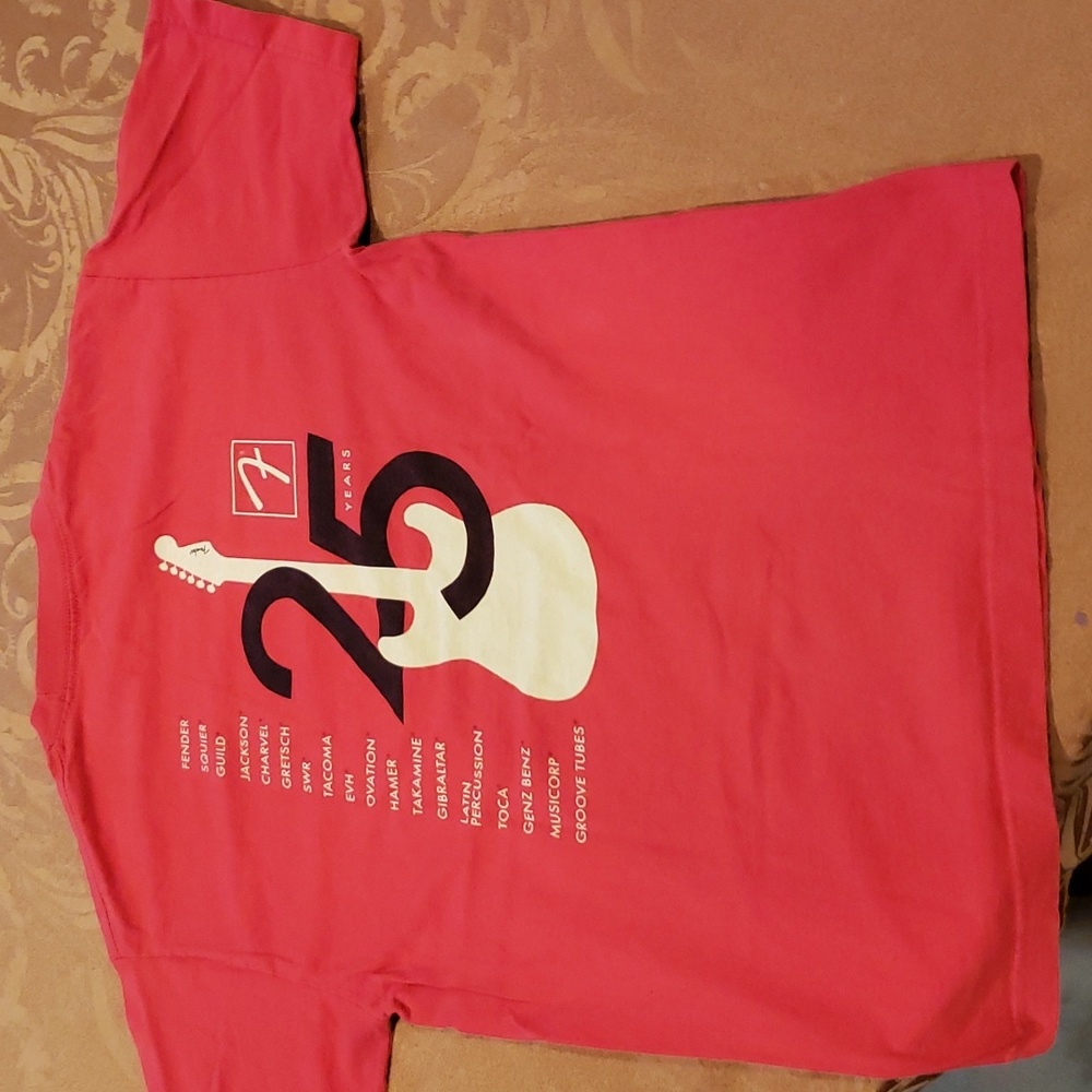 Fender Guitars M Red Tee Shirt 100% Cotton
